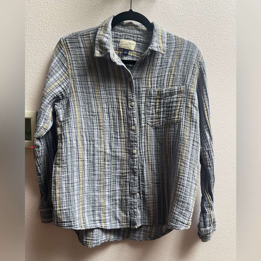 Target Universal Thread Long Sleeve Relaxed Fit Gauze Button-Down Shirt - Blue M